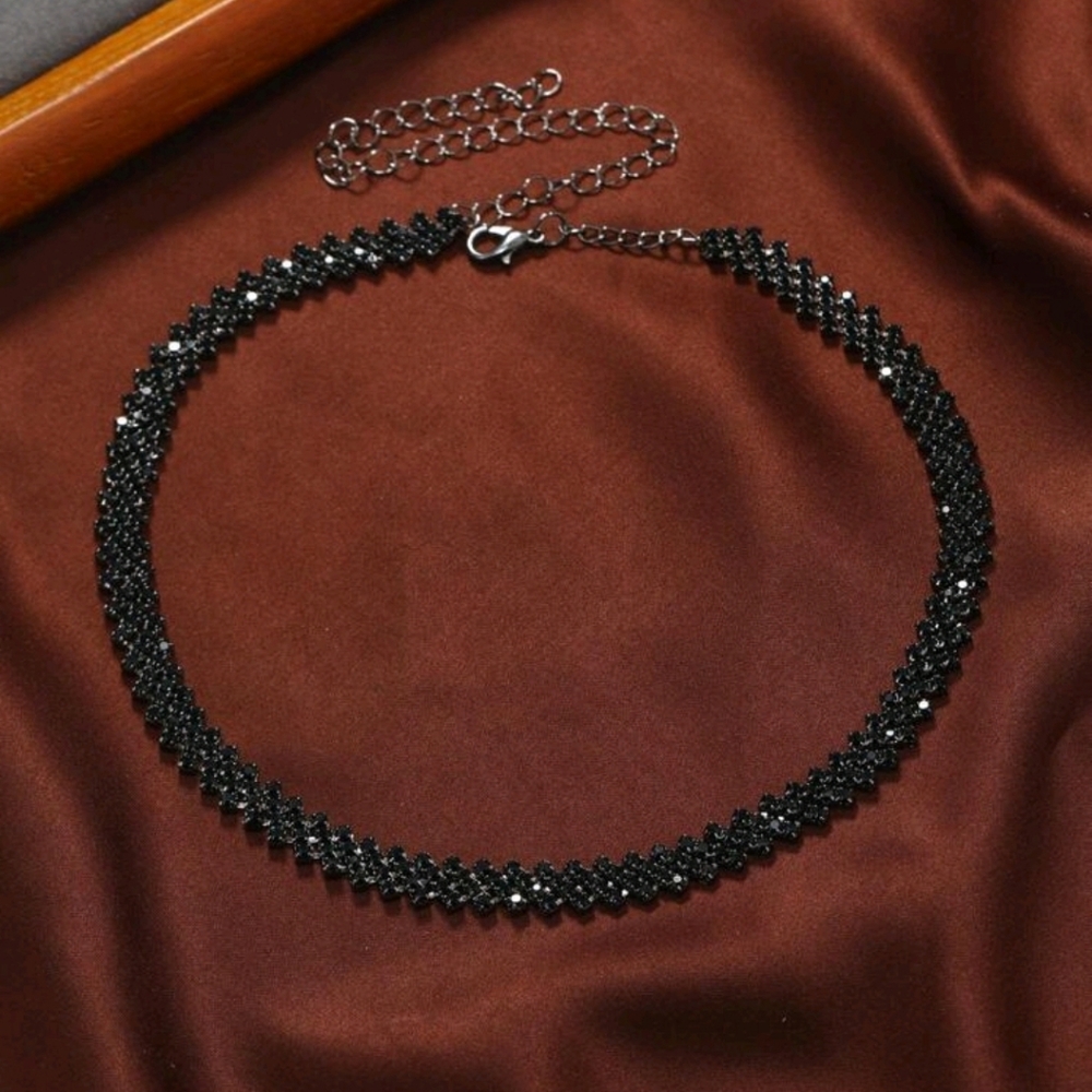 Elegant Black Beaded Necklace